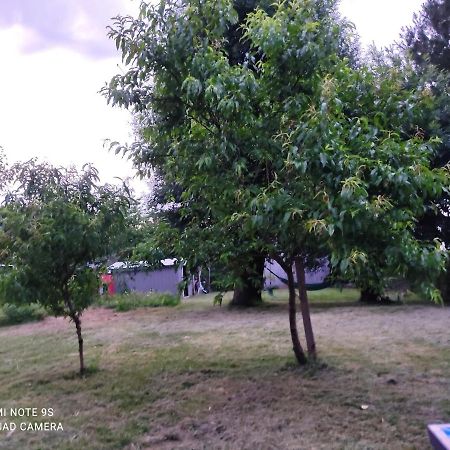ホテル Lulu Castelmoron-sur-Lot エクステリア 写真